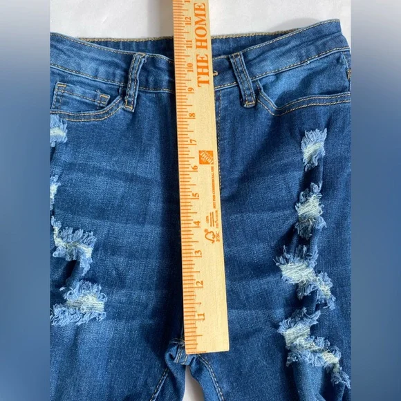 SHEIN Essnce Ladder Distressed Raw hem Skinny Jeans denim women’s size XS (2) - Picture 7 of 8